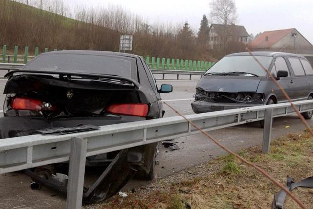 Wer Zahlt Fur Den Schaden Nach Einem Verkehrsunfall Berner Zeitung
