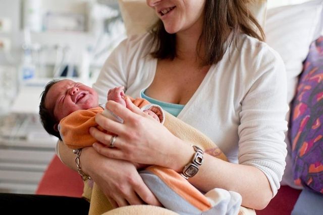 Am Zurichsee Kommen Die Meisten Kaiserschnitt Babys Zur Welt