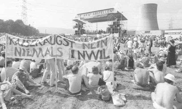Fast zwei Monate nach Tschernobyl: Mehr als 30'000 Menschen nahmen am 22. Juni 1986 an der grössten Anti-AKW Demonstration der Schweiz in Gösgen teil.